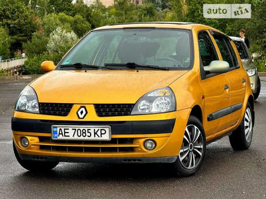 Renault Clio                            2002г. в рассрочку