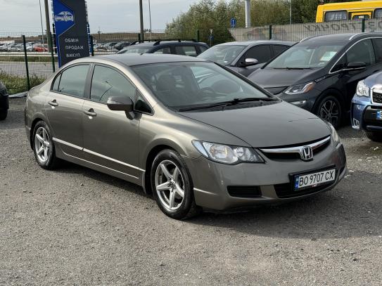 Honda Civic 2008г. в рассрочку