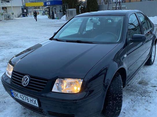 Volkswagen Bora                            2001г. в рассрочку