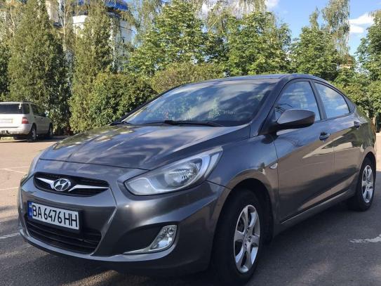 Hyundai Accent                          2012г. в рассрочку