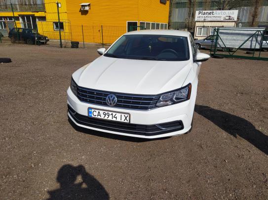 Volkswagen Passat                          2017г. в рассрочку