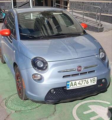 Fiat 500e
                            2015г. в рассрочку