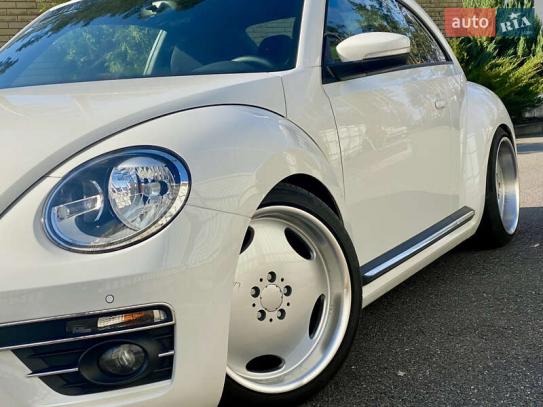 Volkswagen Beetle                          2013г. в рассрочку