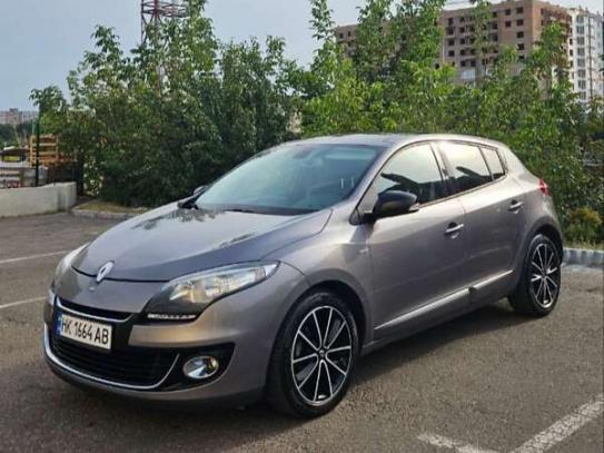 Renault Megane 2012р. у розстрочку