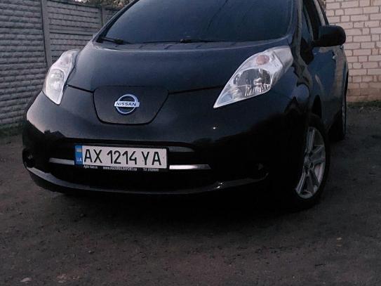 Nissan Leaf                            2014г. в рассрочку