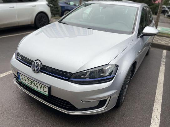 Volkswagen E-golf
                          2014г. в рассрочку