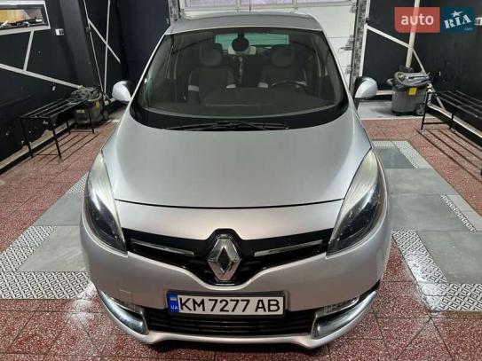 Renault Megane scenic                   2016г. в рассрочку