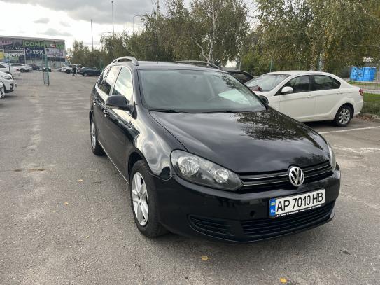 Volkswagen Golf 2010г. в рассрочку