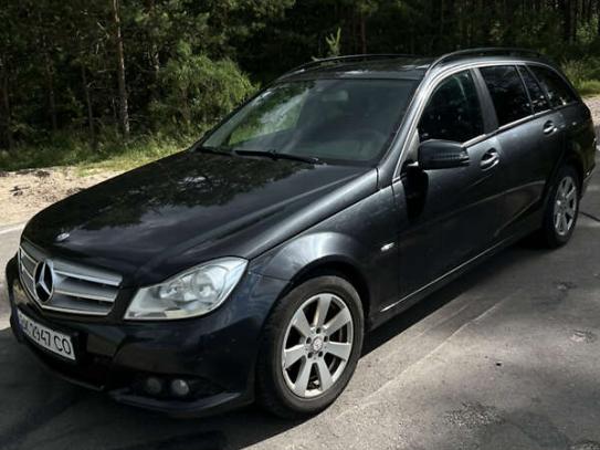 Mercedes-benz C-class                         2011г. в рассрочку