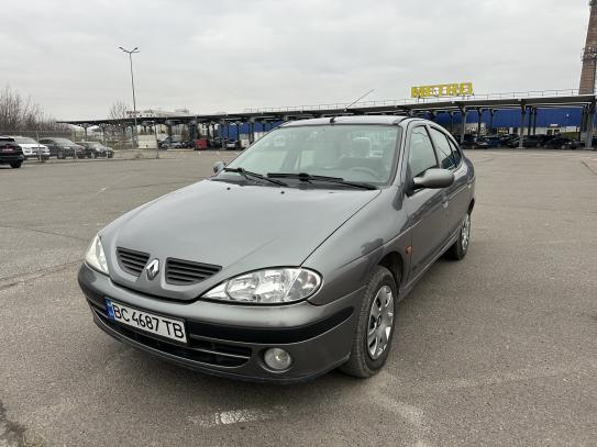 Renault Megane                          2003г. в рассрочку