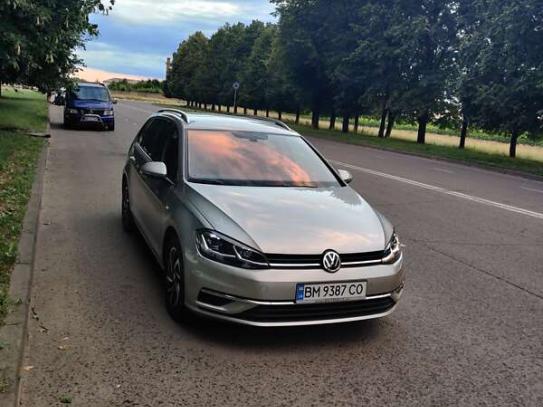 Volkswagen Golf
                            2017г. в рассрочку