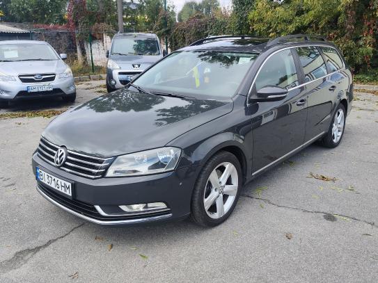 Volkswagen Passat 2010р. у розстрочку