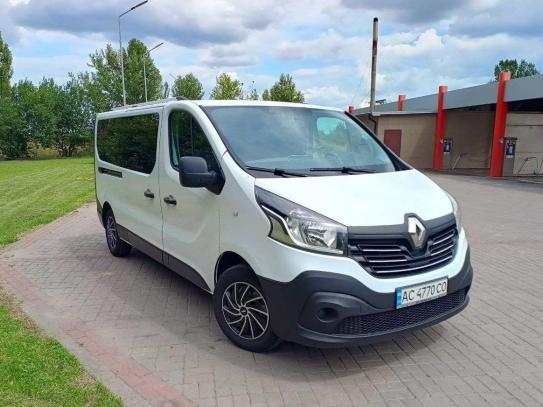 Renault Trafic
                          2015г. в рассрочку