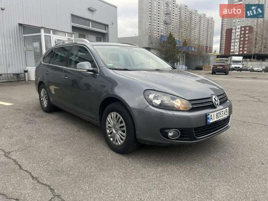 Volkswagen Golf 2010г. в рассрочку