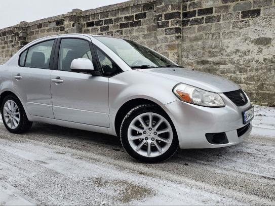 Suzuki Sx4                             2011г. в рассрочку