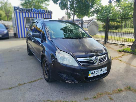 Opel Zafira 1.6                      2008г. в рассрочку