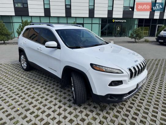 Jeep Cherokee
                        2014г. в рассрочку