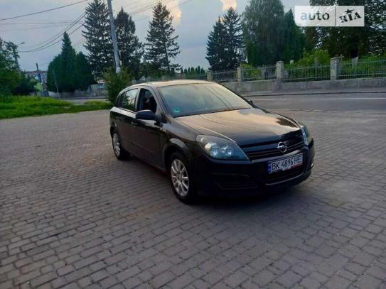 Opel Astra 2005р. у розстрочку