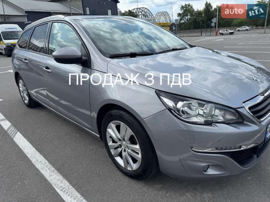 Peugeot 308                             2017г. в рассрочку