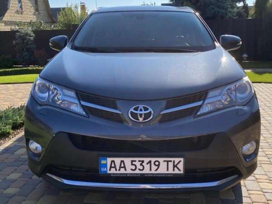 Toyota Rav4 2013р. у розстрочку