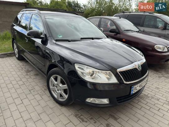 Skoda Octavia                         2012г. в рассрочку