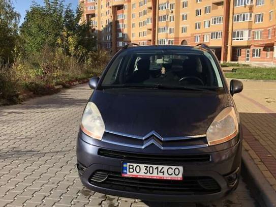 Citroen C4 picasso 2009р. у розстрочку