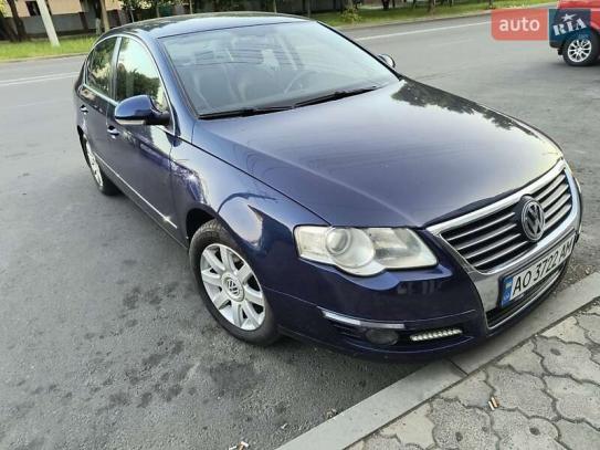 Volkswagen Passat 2008г. в рассрочку
