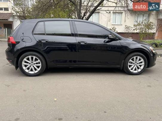 Volkswagen Golf 2016г. в рассрочку