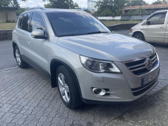 Volkswagen Tiguan                          2010г. в рассрочку