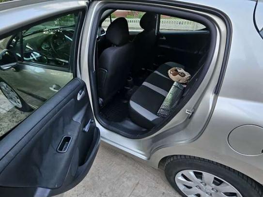 Peugeot 207
                             2009г. в рассрочку