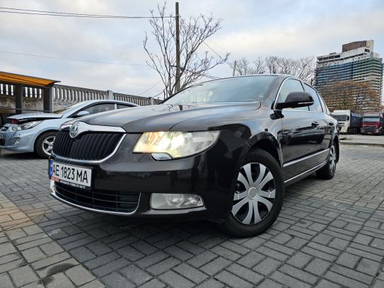 Skoda Superb 2012р. у розстрочку