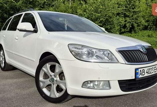 Skoda Octavia                         2012г. в рассрочку