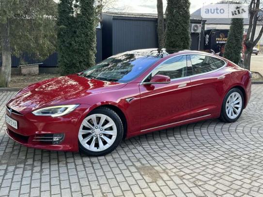 Tesla Model s 2017р. у розстрочку