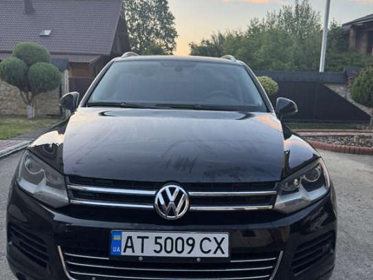 Volkswagen Touareg
                         2011г. в рассрочку