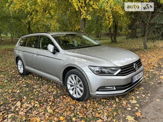 Volkswagen Passat 2016р. у розстрочку