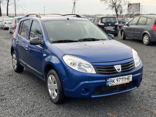 Dacia Sandero                         2011г. в рассрочку