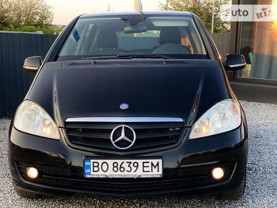 Mercedes-benz A-class 2009р. у розстрочку