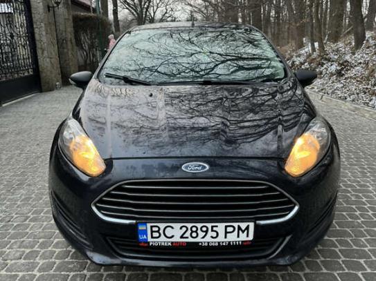 Ford Fiesta                          2013г. в рассрочку