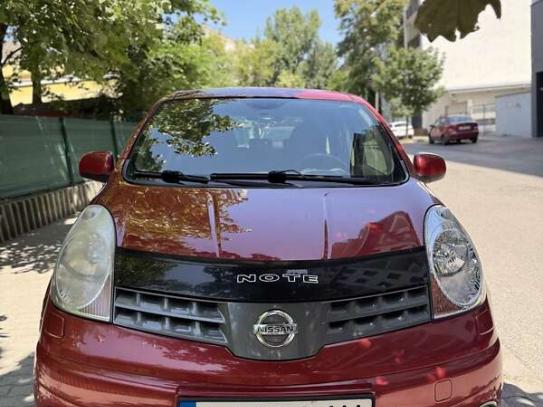 Nissan Note                            2007г. в рассрочку