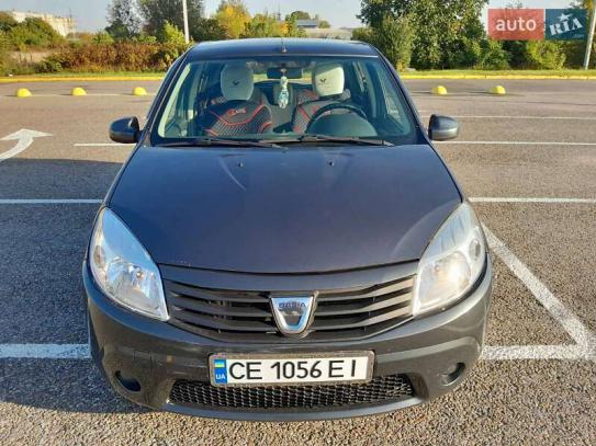 Dacia Sandero                         2013г. в рассрочку