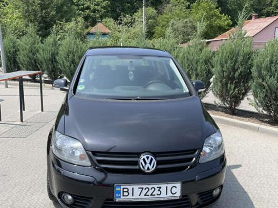 Volkswagen Golf plus                       2006г. в рассрочку