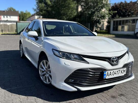 Toyota Camry                           2019г. в рассрочку
