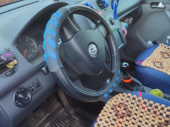 Volkswagen Caddy 2010р. у розстрочку