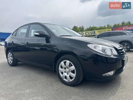 Hyundai Elantra
                         2010г. в рассрочку