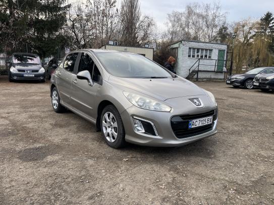 Peugeot 308                             2011г. в рассрочку