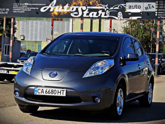 Nissan Leaf 2014г. в рассрочку