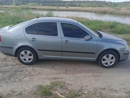 Skoda Octavia                         2006г. в рассрочку