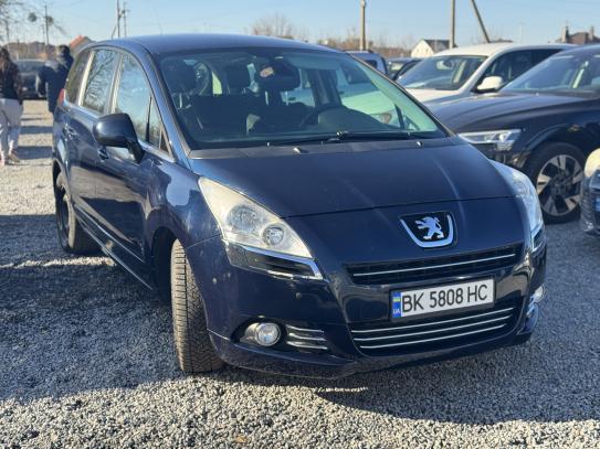 Peugeot 5008 2009г. в рассрочку