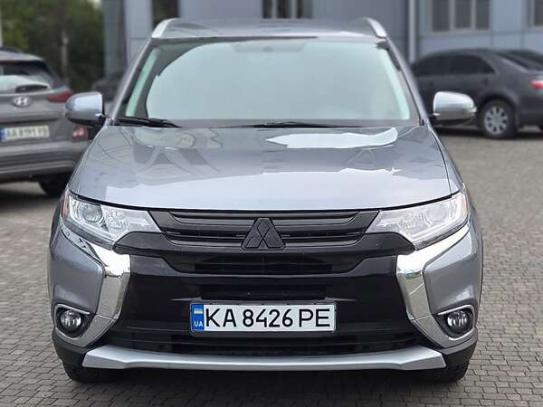 Mitsubishi Outlander 2015р. у розстрочку