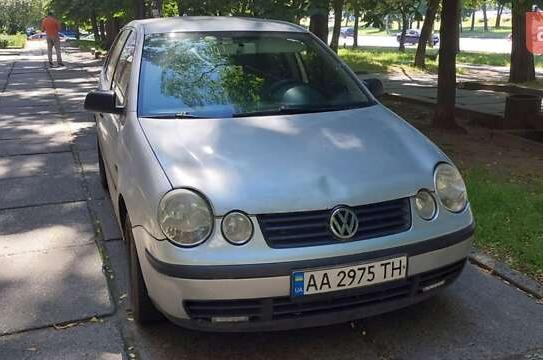 Volkswagen Polo                            2005г. в рассрочку